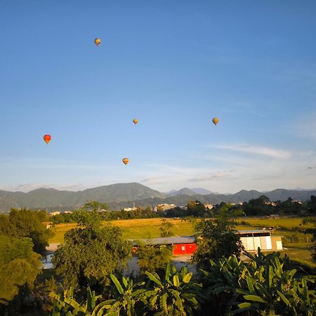 Dd Guesthouse Vang Vieng Εξωτερικό φωτογραφία
